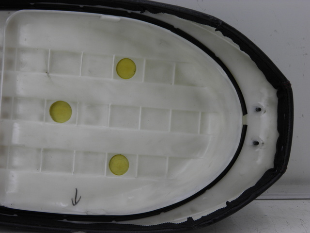 photo de ASIENTO YAMASAKI YM50QT-N3 RETRO 50 (2012 - 2014) - Zoom sobre los componentes