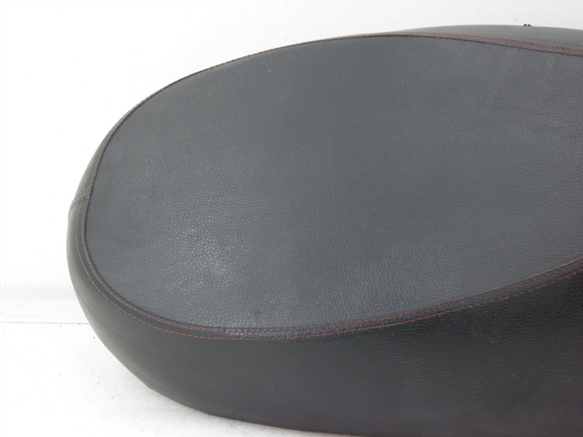 photo de ASIENTO YAMASAKI YM50QT-N3 RETRO 50 (2012 - 2014) - Otra perspectiva