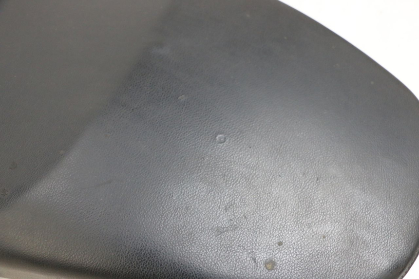 photo de ASIENTO YAMAHA YN NEO'S 50 (1997 - 2004) - Detalle de la pieza