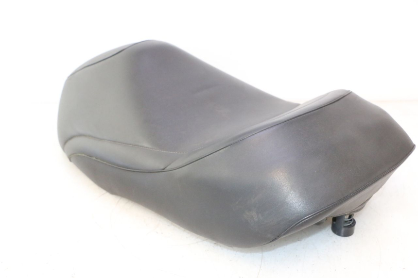 photo de ASIENTO YAMAHA YP MAJESTY 125 (2007 - 2010) - Enfoque en la estructura