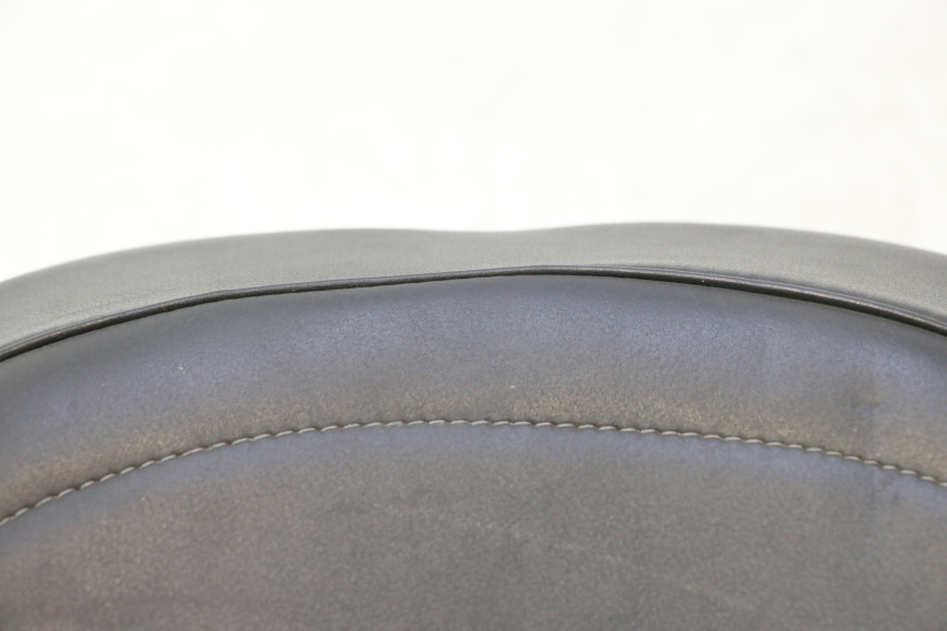 photo de ASIENTO YAMAHA YP MAJESTY 125 (2007 - 2010) - Detalles de los puntos de fijación