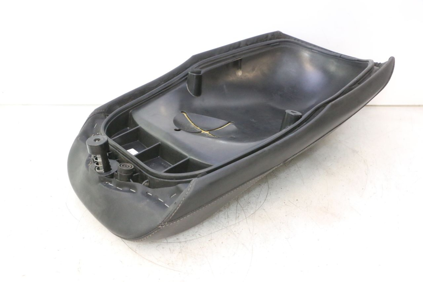 photo de ASIENTO YAMAHA YP MAJESTY 125 (2002 - 2006) - Otra vista del artículo