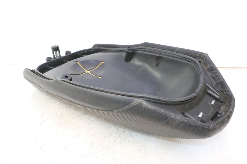 photo de ASIENTO YAMAHA YP MAJESTY 125 (2002 - 2006) - Características distintivas