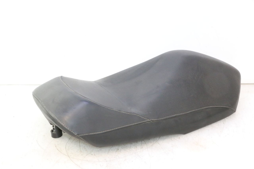 photo de ASIENTO YAMAHA YP MAJESTY 125 (2002 - 2006) - Primer plano técnico