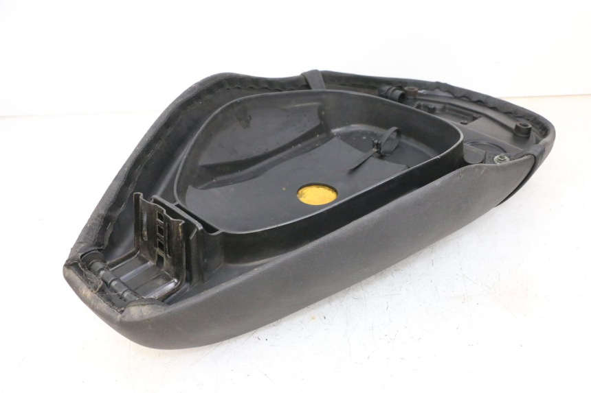 photo de ASIENTO PIAGGIO ZIP 2T 50 (2009 - 2019) - Zoom sobre los componentes