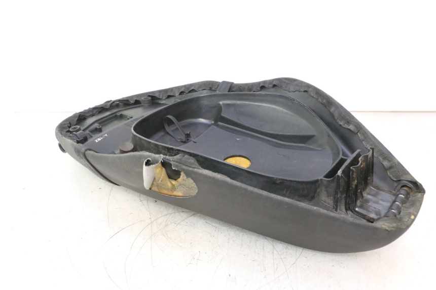 photo de ASIENTO PIAGGIO ZIP 2T 50 (2009 - 2019) - Primer plano técnico