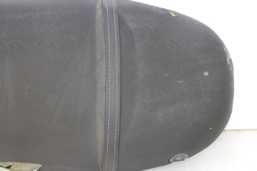 photo de ASIENTO PIAGGIO ZIP 2T 50 (2009 - 2019) - Primer plano técnico