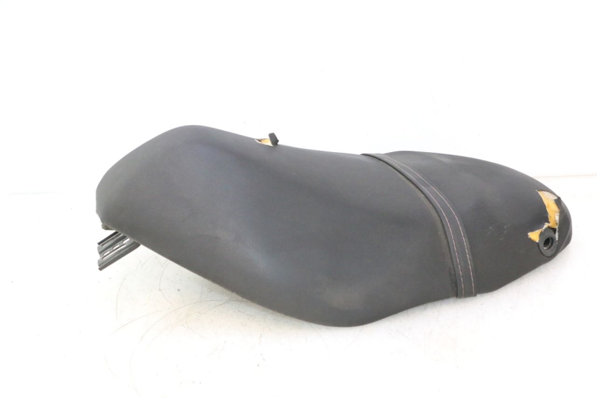 photo de ASIENTO PIAGGIO ZIP IGET 4T 50 (2021 - 2023) - Zoom sobre los componentes