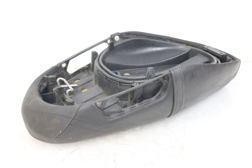 photo de ASIENTO PIAGGIO ZIP RST 50 (1996 - 1998) - Características distintivas