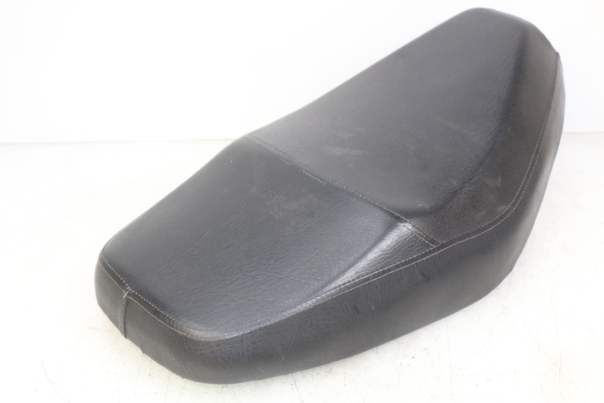 photo de ASIENTO UNIVERSAL BIKE ZN50QT-11B 50 (2018 - 2021) - Zoom sobre los componentes