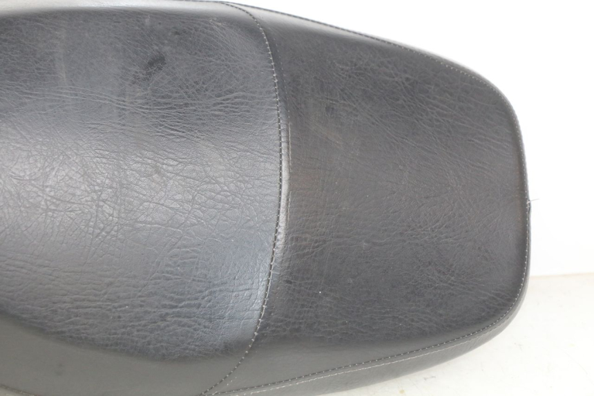 photo de ASIENTO UNIVERSAL BIKE ZN50QT-11B 50 (2018 - 2021) - Enfoque en la estructura