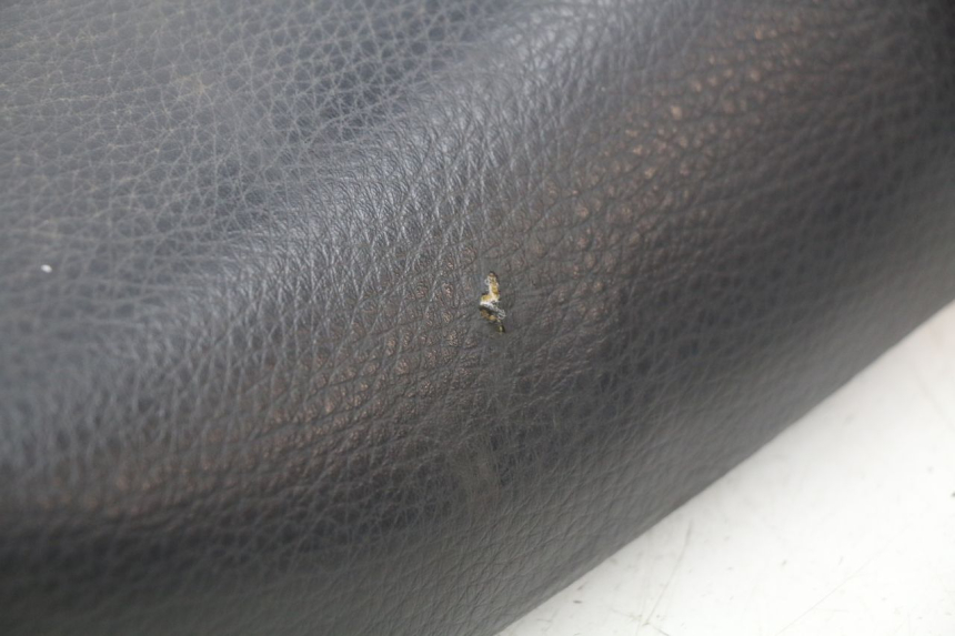 photo de ASIENTO KAWASAKI ZZR 600 (1995 - 2004) - Detalle de la pieza