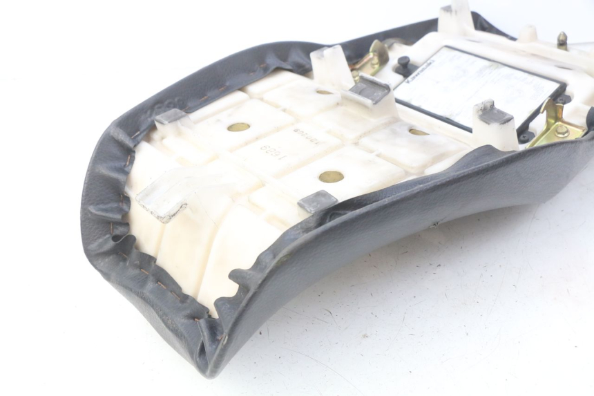 photo de ASIENTO KAWASAKI ZZR 600 (1995 - 2004) - Marcados y referencias originales