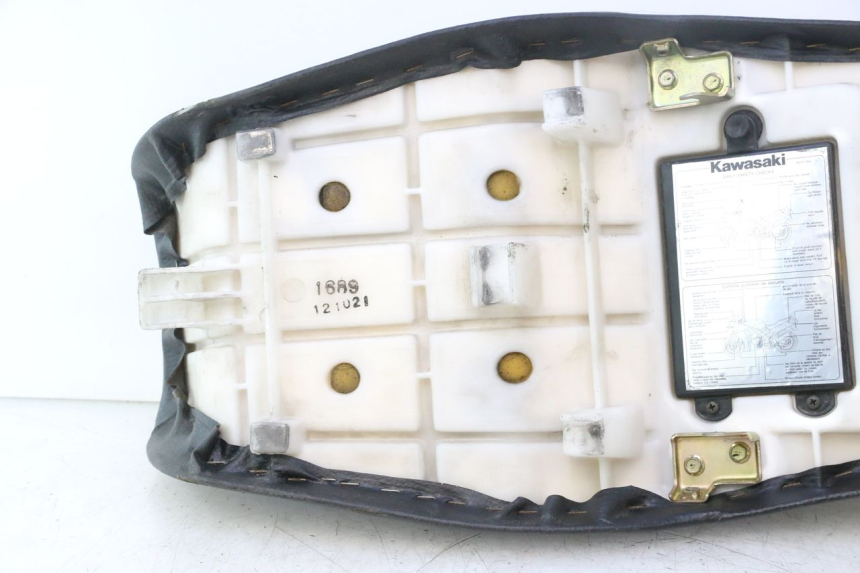 photo de ASIENTO KAWASAKI ZZR 600 (1995 - 2004) - Primer plano de alta resolución