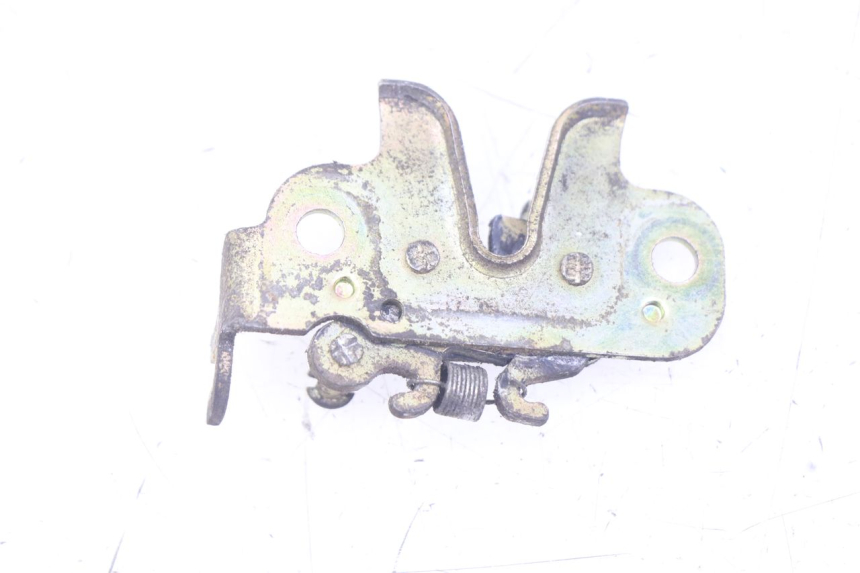 photo de CERRADURA DEL ASIENTO PEUGEOT CITYSTAR 125 (2011 - 2017) - Zoom estado de uso