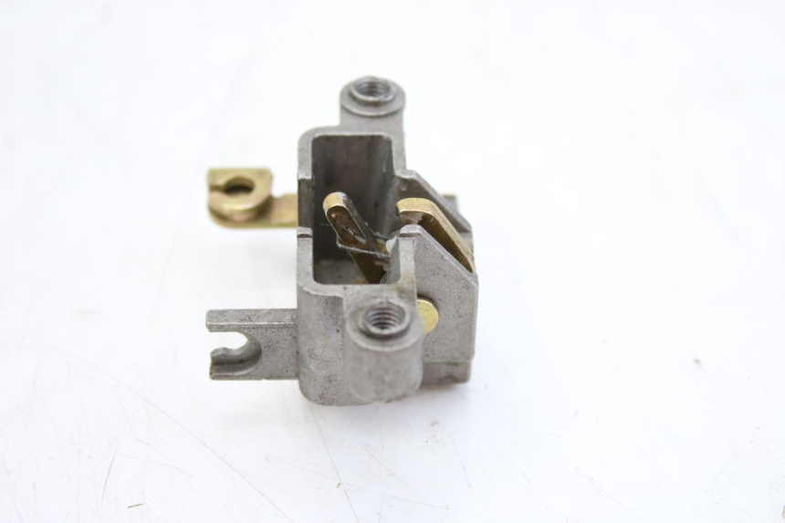 photo de CERRADURA DEL ASIENTO JM MOTORS EVOLIS 4T 50 (2018 - 2022) - Zoom estado de uso