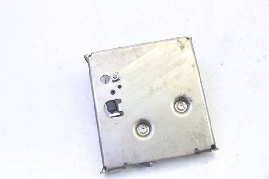 photo de CIERRE ASIENTO HOOK HONDA FES S-WING SWING ABS 125 (2007 - 2015) - Otra perspectiva