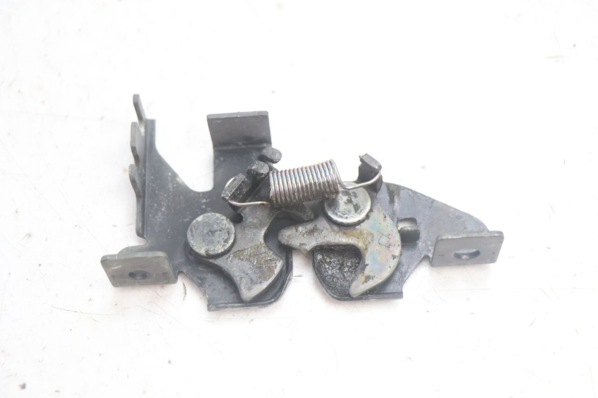 photo de CIERRE ASIENTO HOOK HONDA FJS SILVER WING SILVERWING 400 (2005 - 2008) - Vista principal
