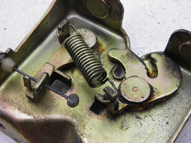 photo de CIERRE ASIENTO HOOK HONDA NH VISION 50 (1985 - 1994) - Detalle de la pieza