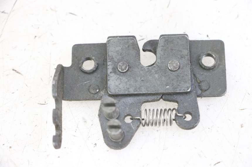 photo de CERRADURA DEL ASIENTO PIAGGIO MP3 LT 300 (2010 - 2016) - Detalle de la pieza