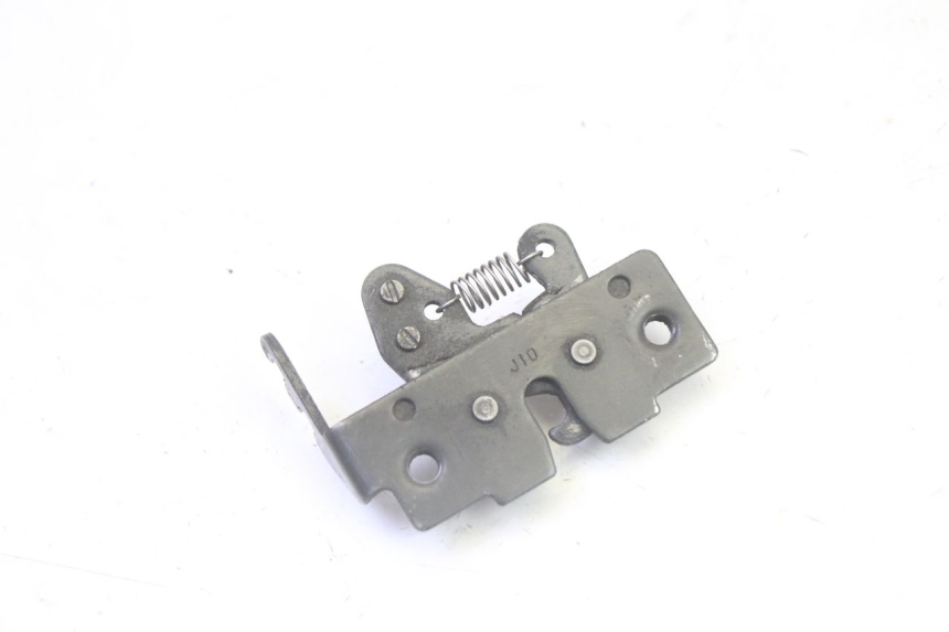 photo de CERRADURA DEL ASIENTO PIAGGIO MP3 LT 300 (2010 - 2016) - Zoom estado de uso