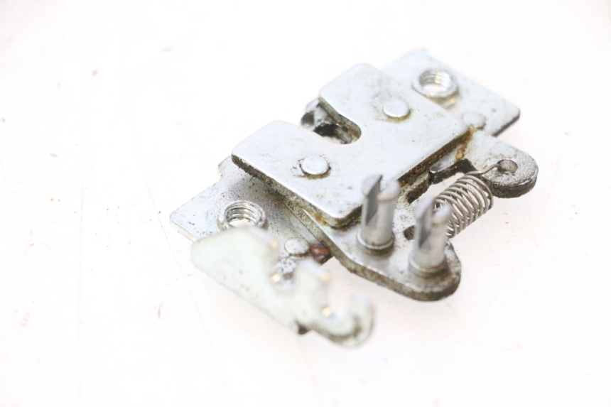 photo de CERRADURA DEL ASIENTO PIAGGIO MP3 LT 400 (2007 - 2012) - Detalle de la pieza