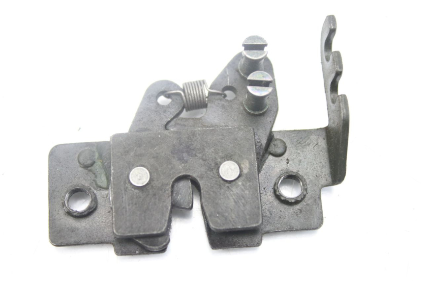 photo de CERRADURA DEL ASIENTO PIAGGIO MP3 500 (2014 - 2017) - Vista principal