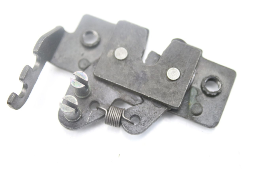 photo de CERRADURA DEL ASIENTO PIAGGIO MP3 500 (2014 - 2017) - Detalle de la pieza