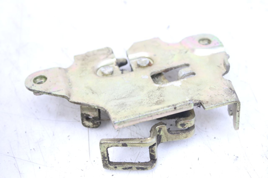 photo de CERRADURA DEL ASIENTO SYM ORBIT 2 4T 50 (2008 - 2017) - Zoom estado de uso