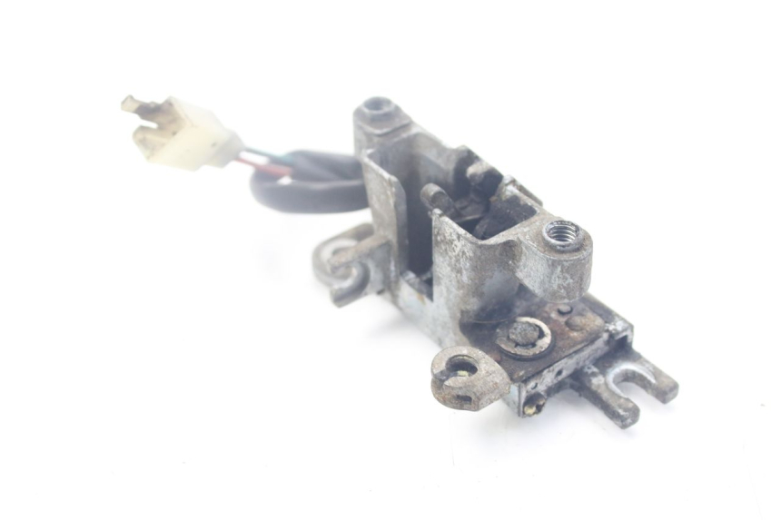 photo de CERRADURA DEL ASIENTO KYMCO PEOPLE 250 (2004 - 2008) - Detalle de la pieza