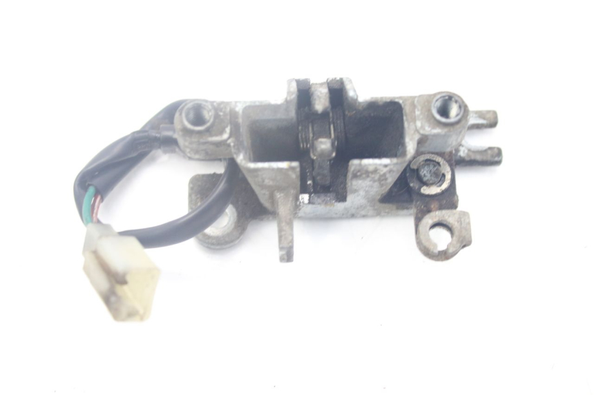 photo de CERRADURA DEL ASIENTO KYMCO PEOPLE 250 (2004 - 2008) - Otra perspectiva