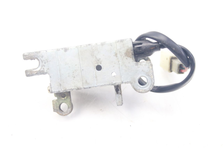 photo de CERRADURA DEL ASIENTO KYMCO PEOPLE 250 (2004 - 2008) - Detalles de los puntos de fijación