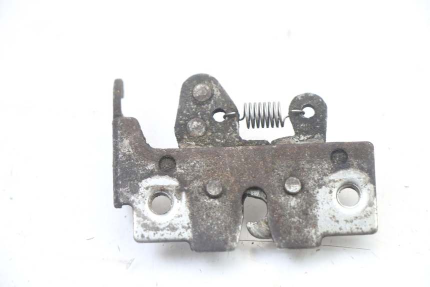 photo de CERRADURA DEL ASIENTO PIAGGIO MP3 LT 400 (2007 - 2012) - Zoom estado de uso