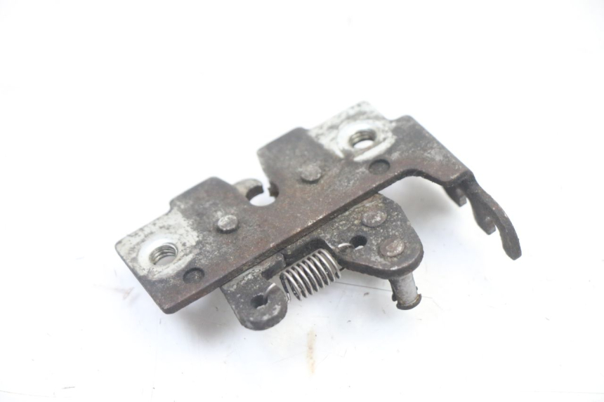 photo de CERRADURA DEL ASIENTO PIAGGIO MP3 LT 400 (2007 - 2012) - Otra perspectiva