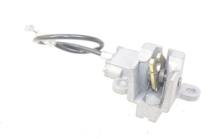 photo de CERRADURA DEL ASIENTO TNT MOTOR ROMA 10' 4T 50 (2019 - 2022) - Zoom estado de uso