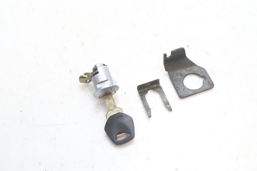 photo de CIERRE ASIENTO HOOK SUZUKI SV S 650 (2003 - 2009) - Vista general del producto