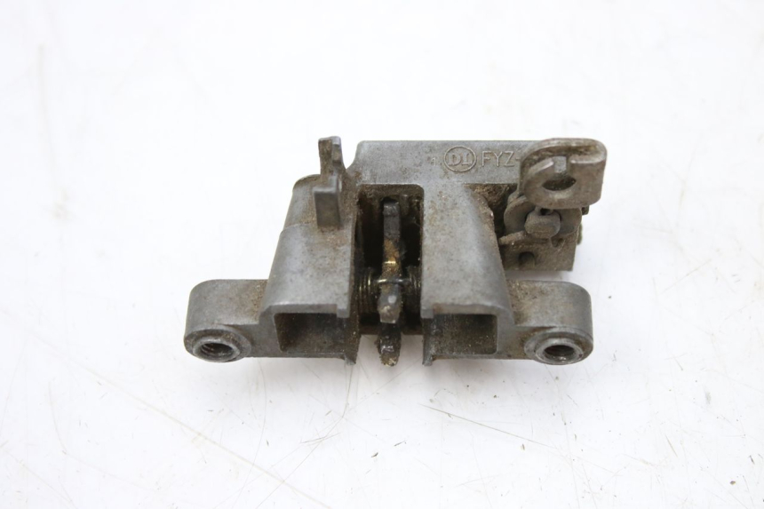 photo de CERRADURA DEL ASIENTO KEEWAY TX 50 (2008 - 2015) - Vista general del producto