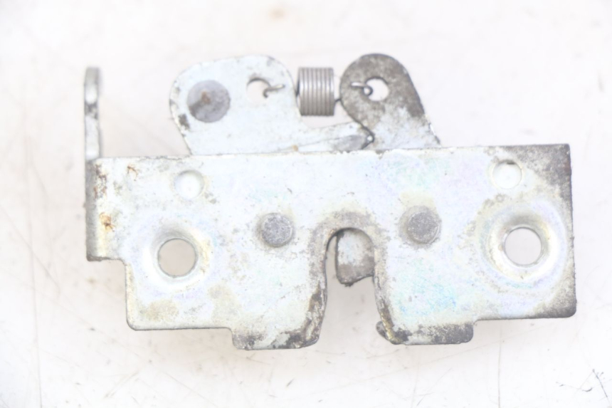 photo de CERRADURA DEL ASIENTO YAMAHA XMAX X-MAX 125 (2006 - 2009) - Zoom estado de uso