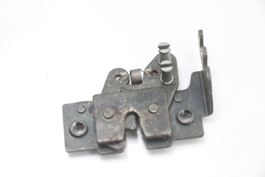 photo de CERRADURA DEL ASIENTO PIAGGIO X8 125 (2004 - 2007) - Detalle de la pieza