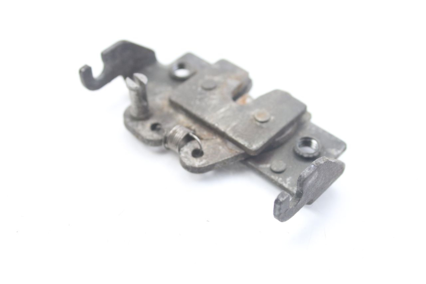 photo de CERRADURA DEL ASIENTO PIAGGIO X9 EVOLUTION 500 (2003 - 2005) - Detalle de la pieza