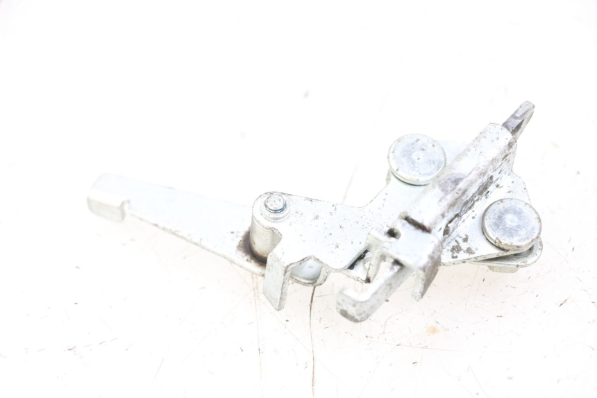 photo de CIERRE ASIENTO HOOK YAMAHA FZ1 FAZER 1000 (2007 - 2009) - Detalle de la pieza