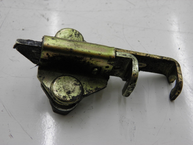 photo de CIERRE ASIENTO HOOK YAMAHA FZS FAZER 600 (1998 - 2001) - Vista principal