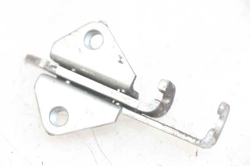 photo de CERRADURA DEL ASIENTO KAWASAKI Z 750 (2007 - 2013) - Otra perspectiva