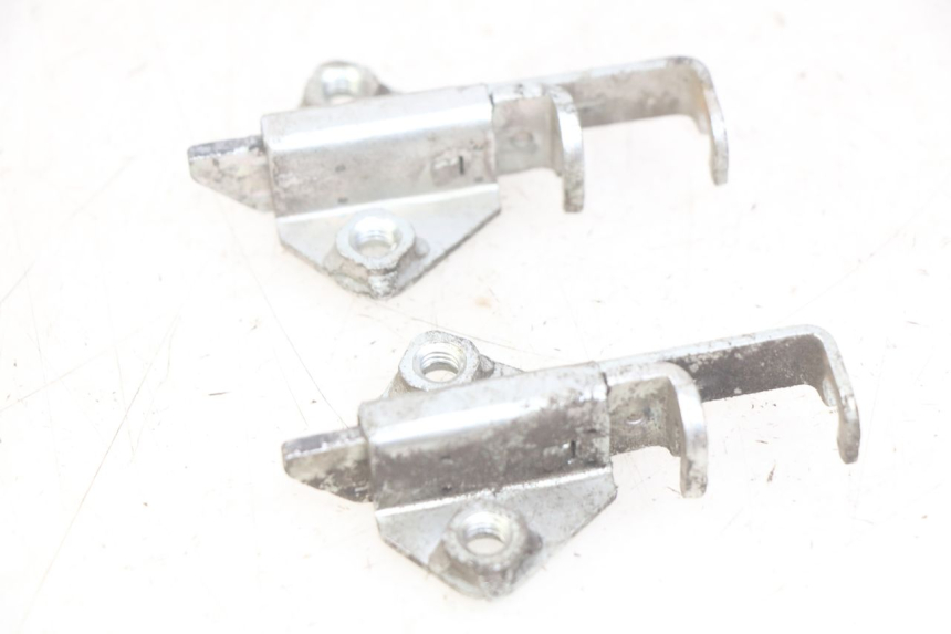 photo de CERRADURA DEL ASIENTO KAWASAKI Z 750 (2007 - 2013) - Primer plano técnico