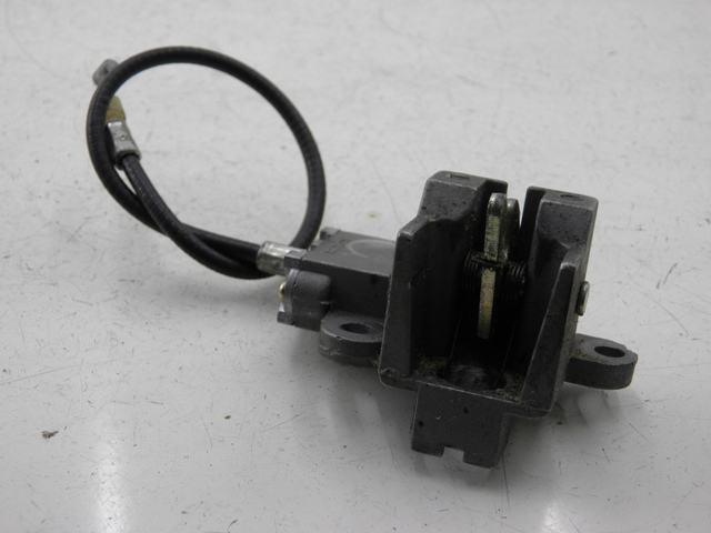 photo de CIERRE ASIENTO HOOK ZNEN ZN50QT-Q 50 (2010 - 2012) - Vista principal