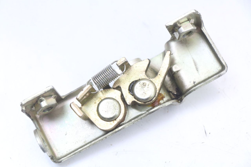 photo de CIERRE ASIENTO HOOK DAELIM A-FOUR 2T 50 (2005 - 2012) - Vista principal