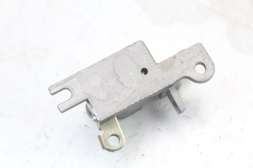 photo de CERRADURA DEL ASIENTO KYMCO AGILITY 4T 50 (2018 - 2022) - Otra perspectiva