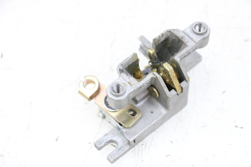 photo de CERRADURA DEL ASIENTO KYMCO AGILITY 4T 50 (2018 - 2022) - Otra perspectiva