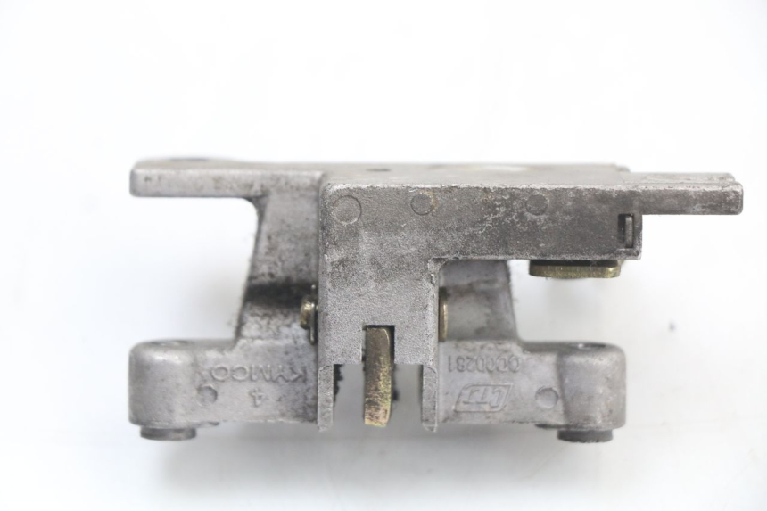 photo de CIERRE ASIENTO HOOK KYMCO AGILITY CARRY 50 (2011 - 2020) - Detalle de la pieza