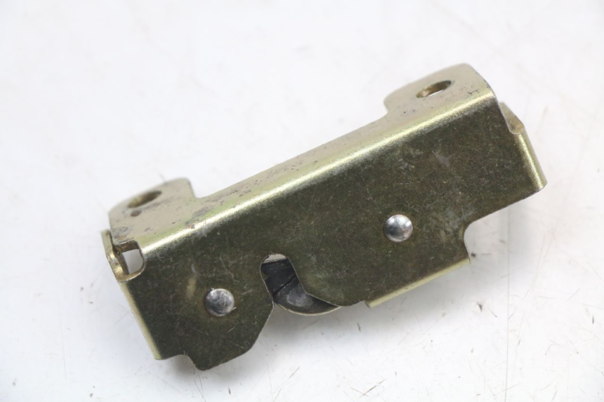 photo de CERRADURA DE ASIENTO KYMCO AGILITY RS 4T 50 (2009 - 2013) - Zoom estado de uso